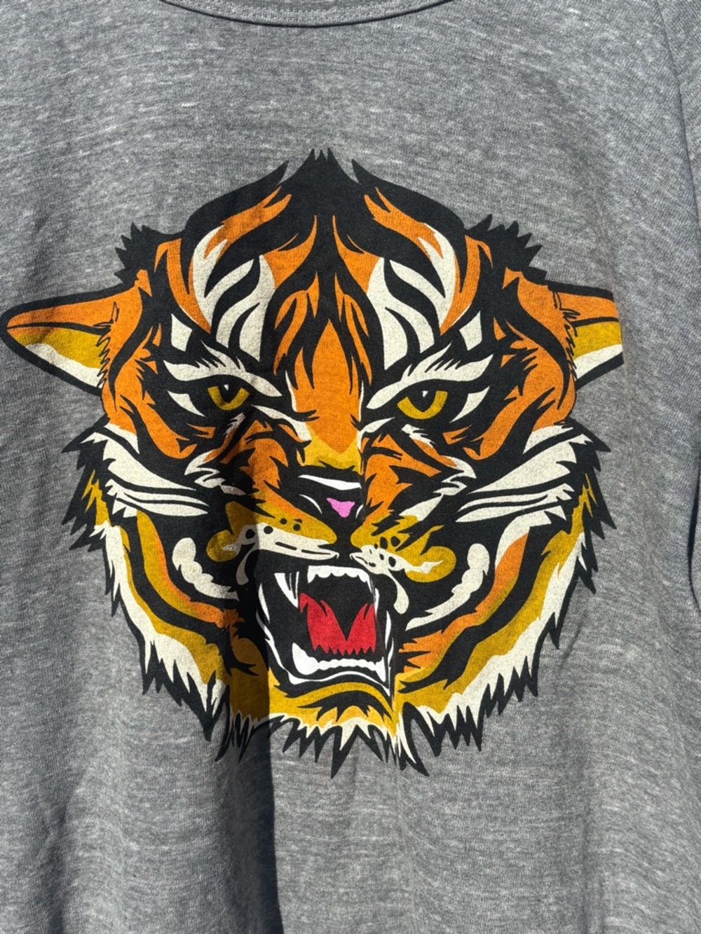 Aviator Nation Oversized Gray Sweatshirt Tiger Design XXL - Picture 2 of 7